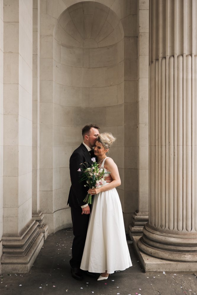 wedding photos at Marylebone Town Hall